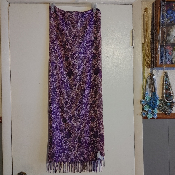 Nordstrom Tassel Scarf/Wrap 90% Wool 10% Cashmere Size OS - Picture 3 of 7